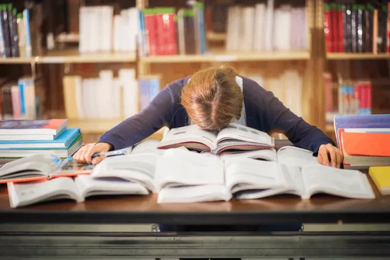 why students struggle with studying